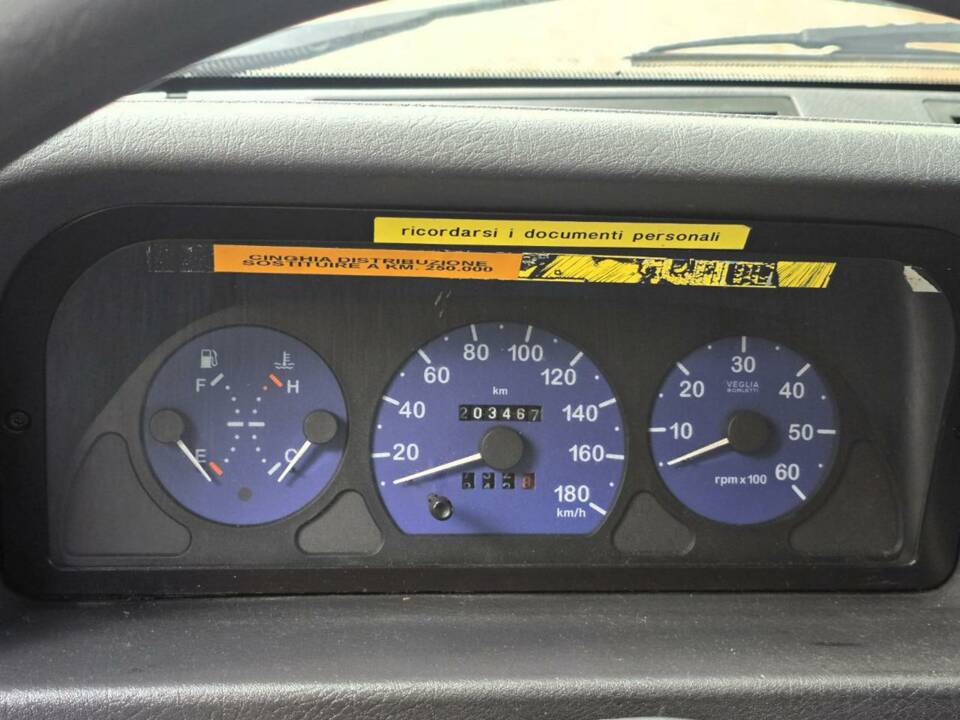 Bild 10/26 von FIAT Ducato 2.8 i.d. TD (2000)