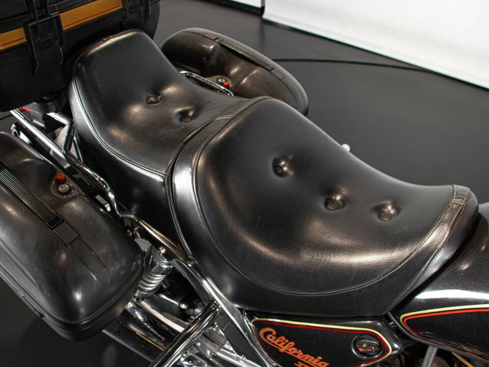 Image 43/50 of Moto Guzzi California III (1988)