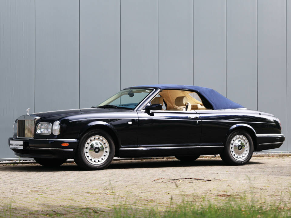 Image 24/52 of Rolls-Royce Corniche V (2000)