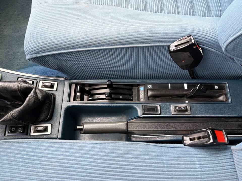 Image 9/27 of Citroën CX 25 Diesel (1981)