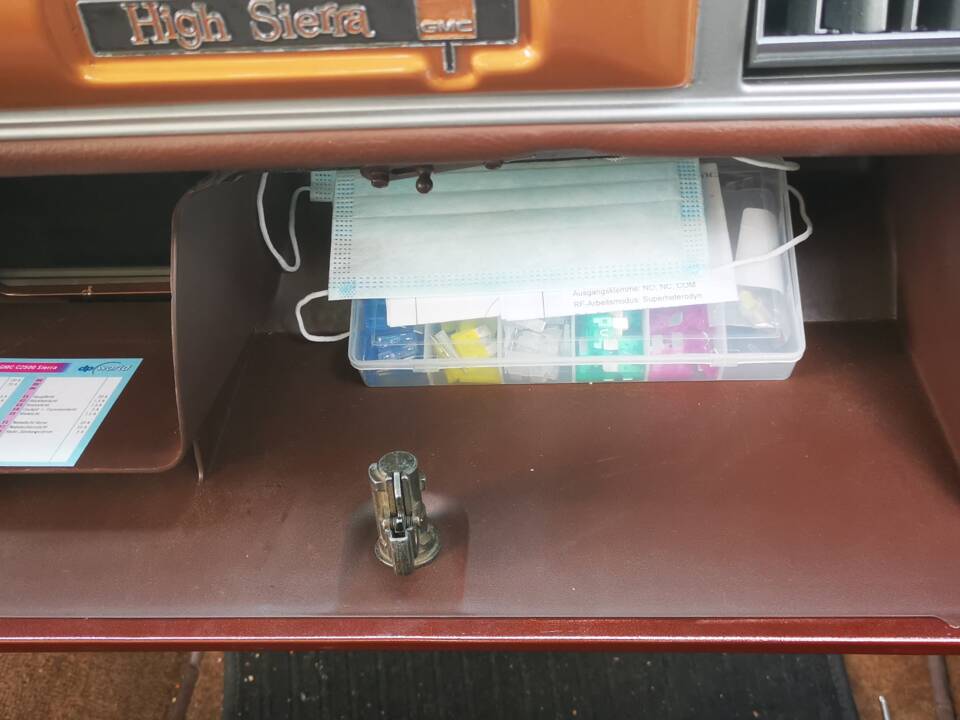 Immagine 72/110 di GMC Sierra 2500 (1975)