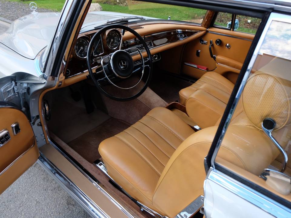 Bild 16/50 von Mercedes-Benz 300 SE (1967)