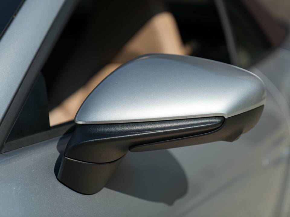 Image 41/50 of Porsche 911 Carrera 4S (2019)