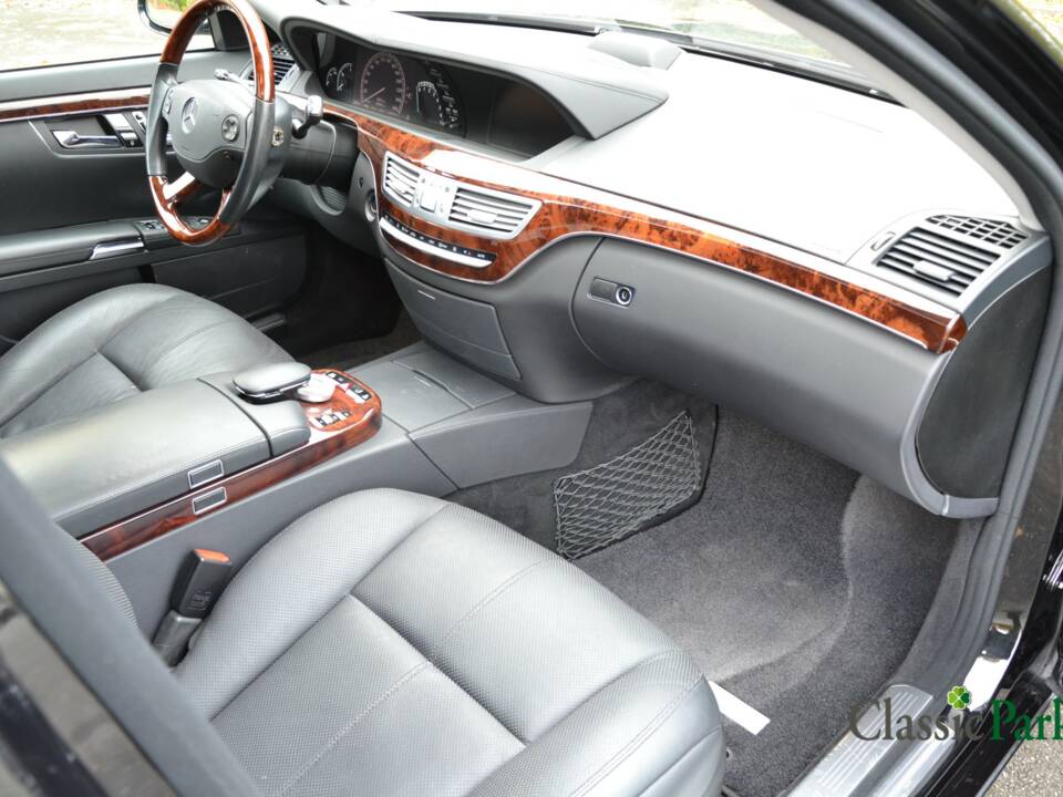 Bild 24/50 von Mercedes-Benz S 500 (2006)