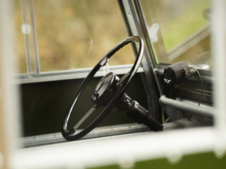 Image 34/50 of Land Rover 80 (1952)