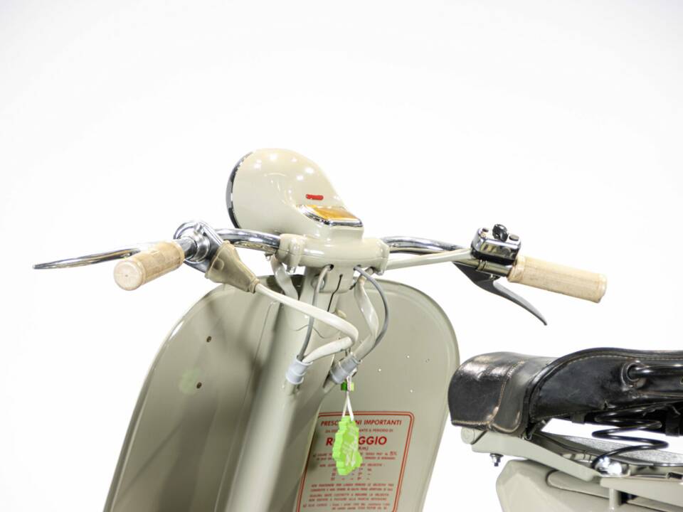Bild 21/50 von Piaggio Vespa 150 "Struzzo" VL (1955)