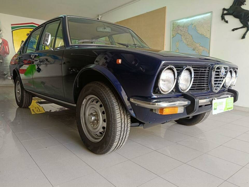 Image 44/50 de Alfa Romeo Alfetta 1.6 (1979)