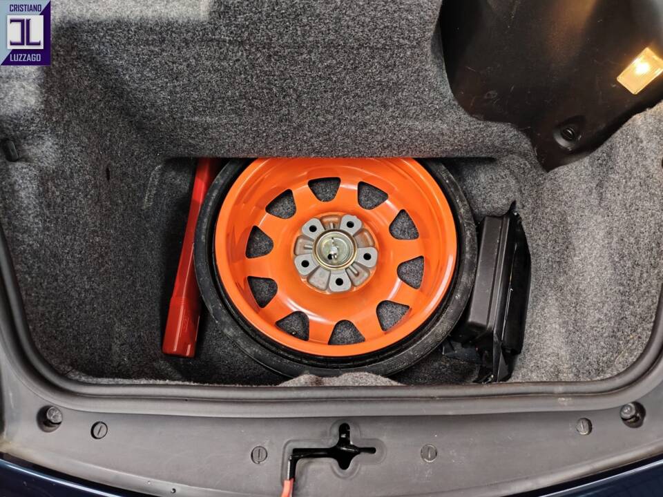Bild 69/93 von Porsche 911 Carrera 4 (1998)