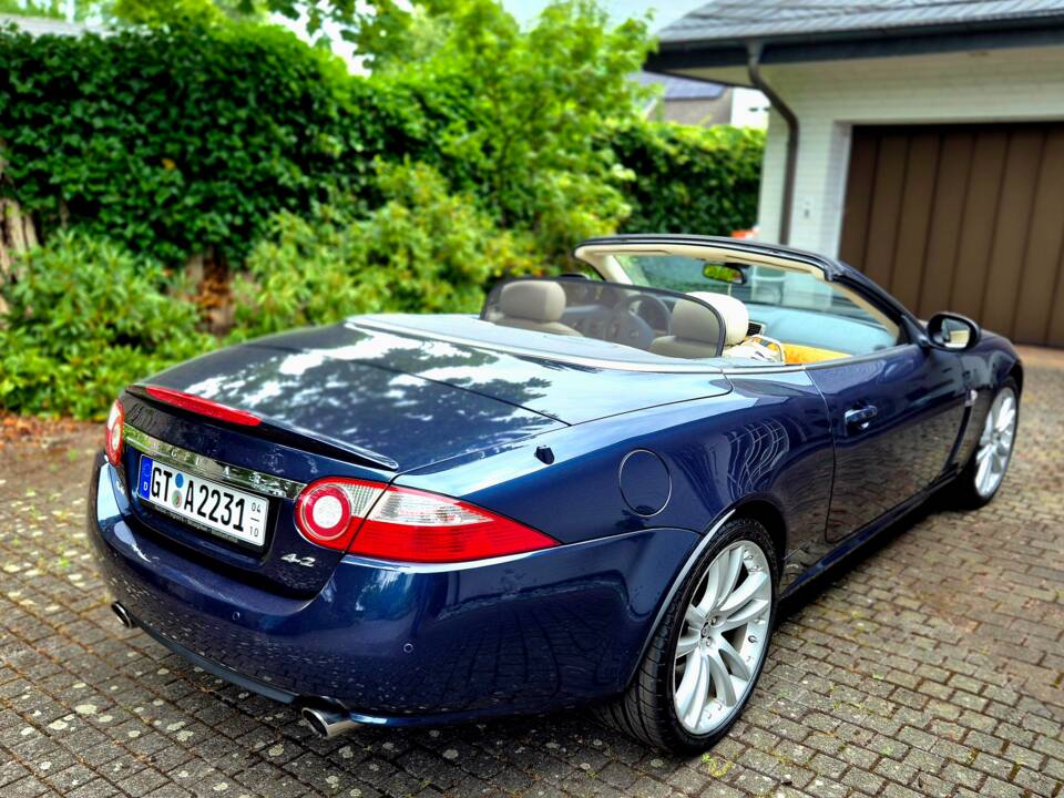 Image 5/10 of Jaguar XK 4.2 (2007)