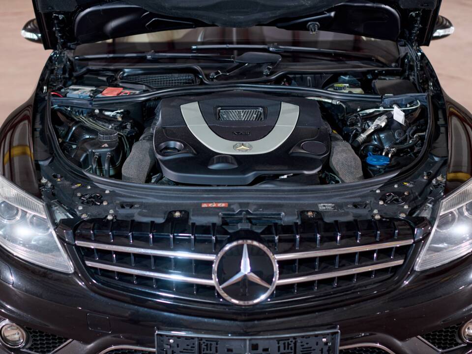 Bild 26/34 von Mercedes-Benz CL 500 4MATIC (2008)