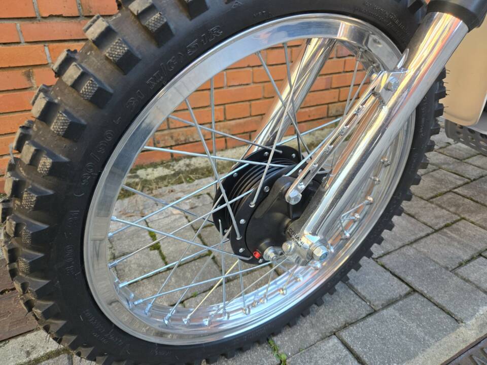 Image 4/22 of KTM 250 MC/GS (1974)