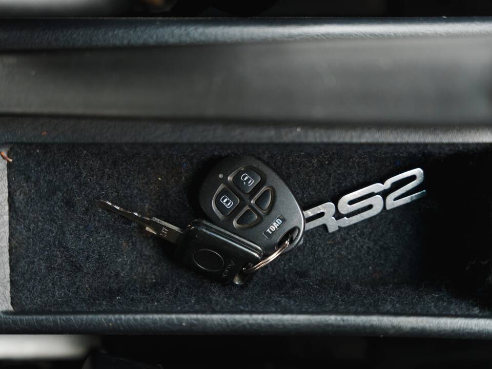 Image 17/45 of Audi RS2 Avant (1994)
