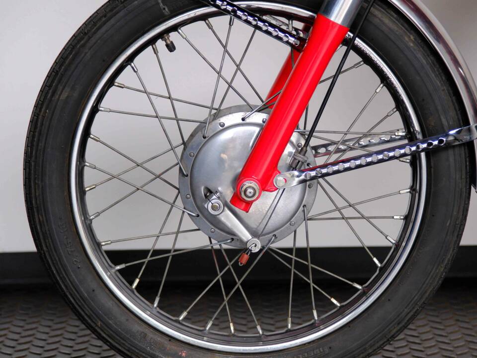 Immagine 33/61 di Moto Morini Corsaro 150 (1968)