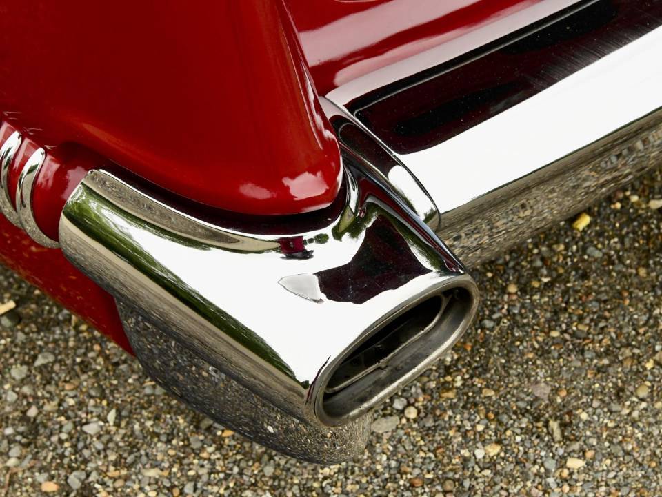 Image 44/50 of Cadillac 62 Coupe DeVille (1956)