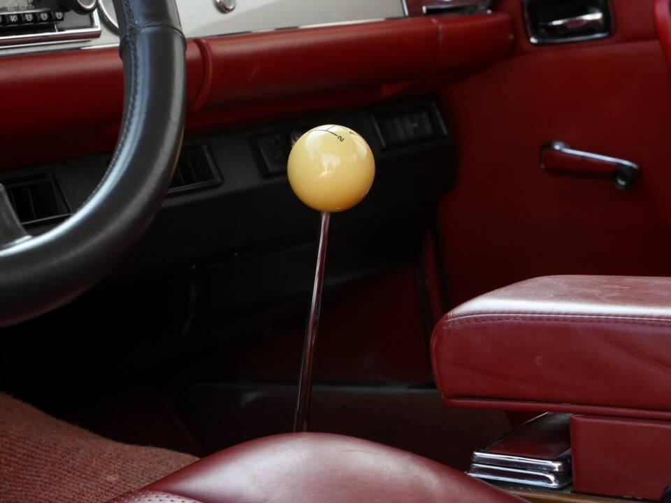 Bild 44/70 von Mercedes-Benz 280 SL (1967)