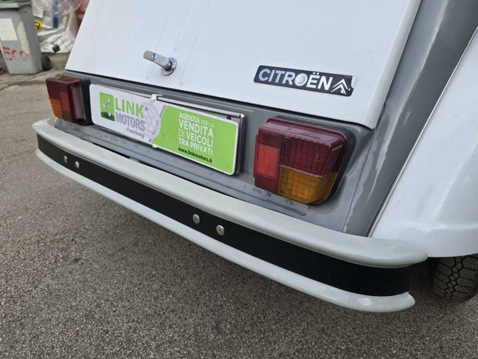 Bild 17/30 von Citroën 2 CV 6 Club (1985)
