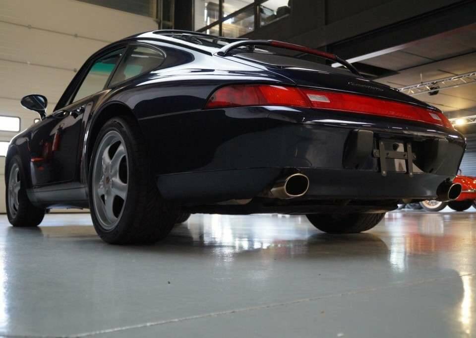 Image 41/50 of Porsche 911 Carrera (1995)