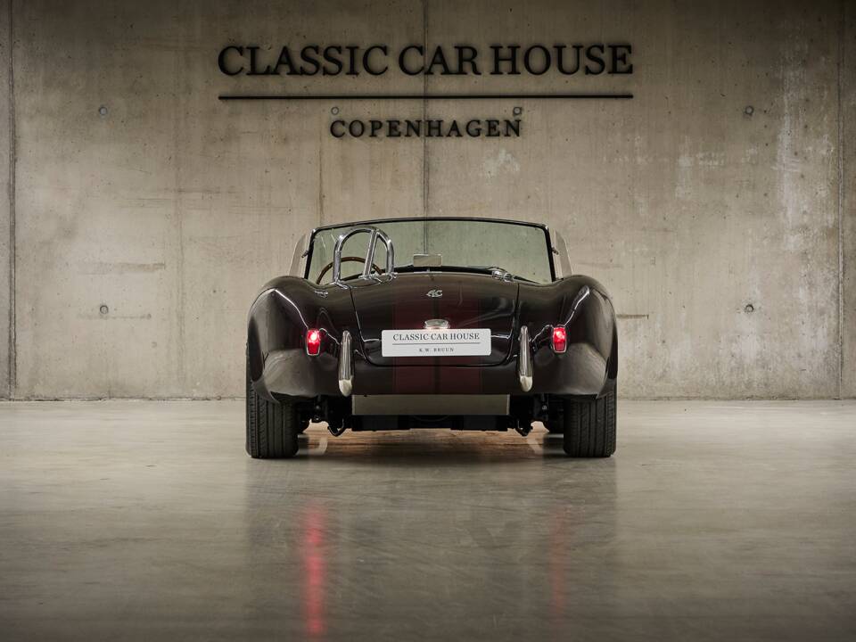Image 8/73 of AC Cobra Replica (2005)