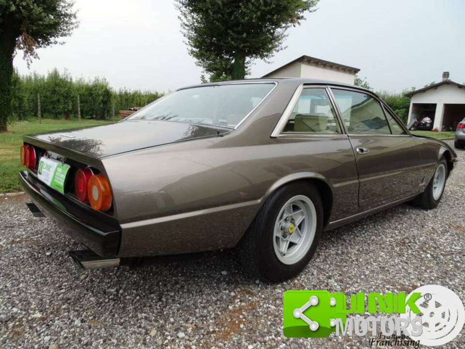 Image 7/10 of Ferrari 400 GT&#x2F;4 2+2 (1978)
