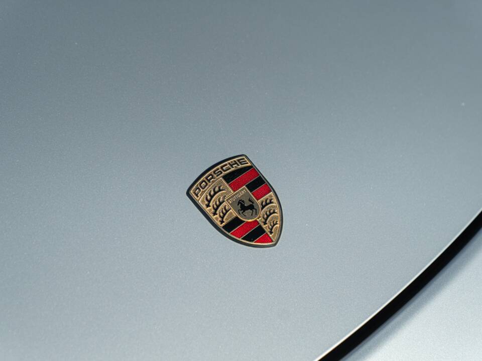 Image 25/49 of Porsche Boxster (1997)