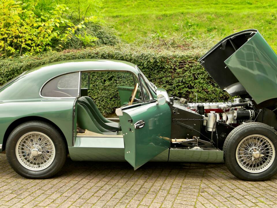 Image 10/18 of Aston Martin DB 2 (1953)