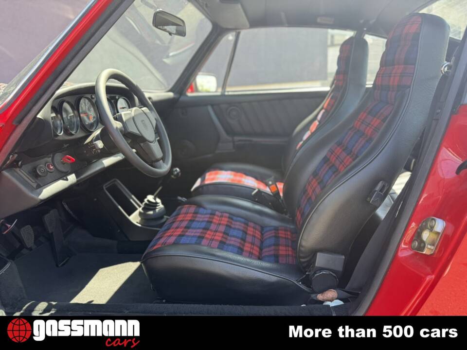 Image 13/15 of Porsche 911 SC 3.0 (1978)