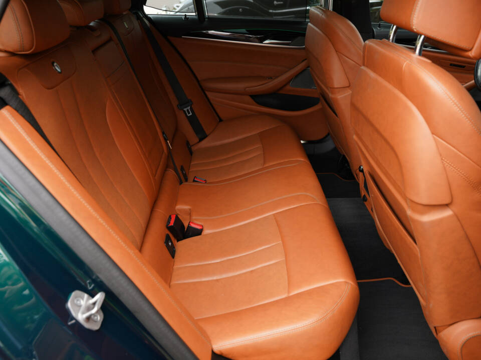Image 34/50 of ALPINA B5 Touring Biturbo Allrad (2021)