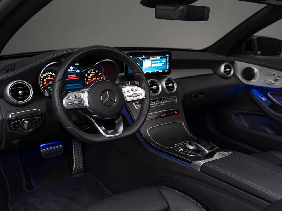Bild 25/41 von Mercedes-Benz C 300 (2023)