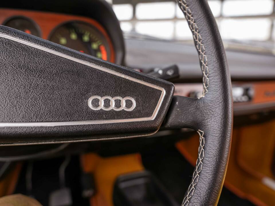 Afbeelding 29/41 van Audi 80 S/LS (1976)