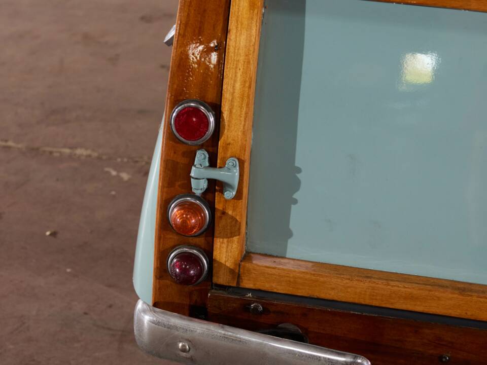 Bild 23/42 von Morris Minor 1000 Traveller (1967)