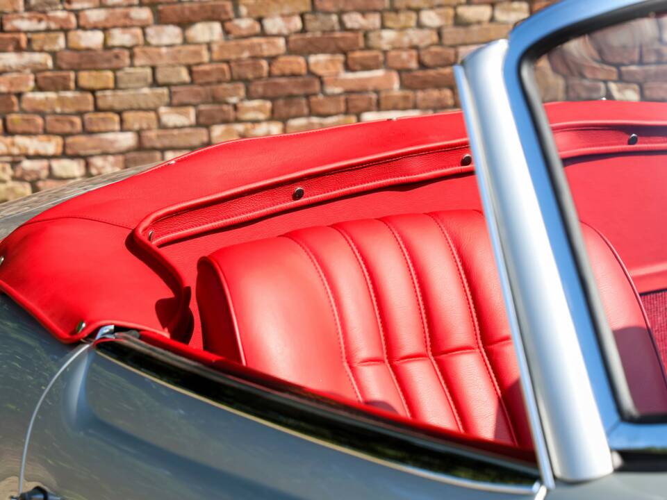 Image 46/50 de Mercedes-Benz 190 SL (1960)