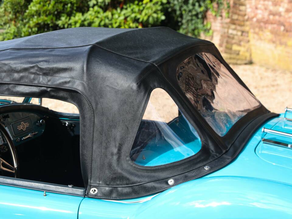 Image 34/50 of MG MGA 1600 (1958)