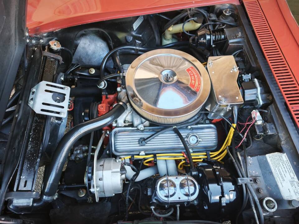 Image 14/26 of Chevrolet Corvette Stingray (1971)