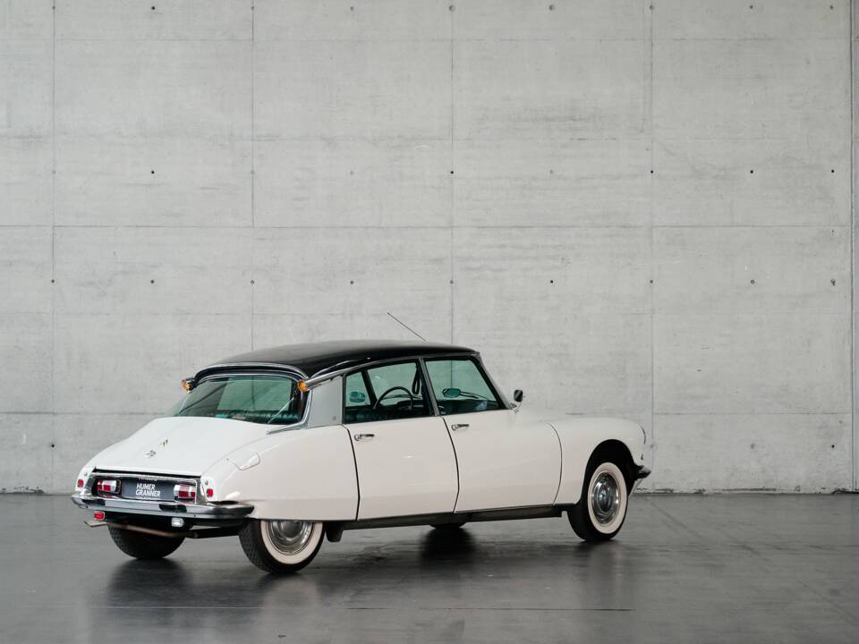 Bild 42/50 von Citroën DS 21 Pallas (1966)