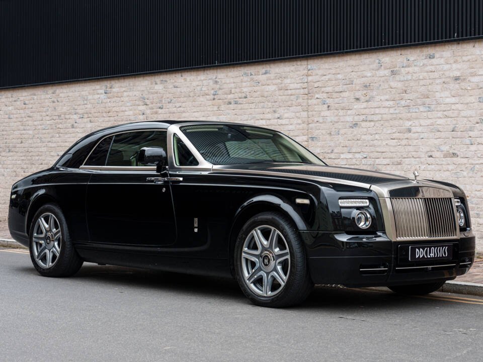 Imagen 2/25 de Rolls-Royce Phantom Coupé (2010)