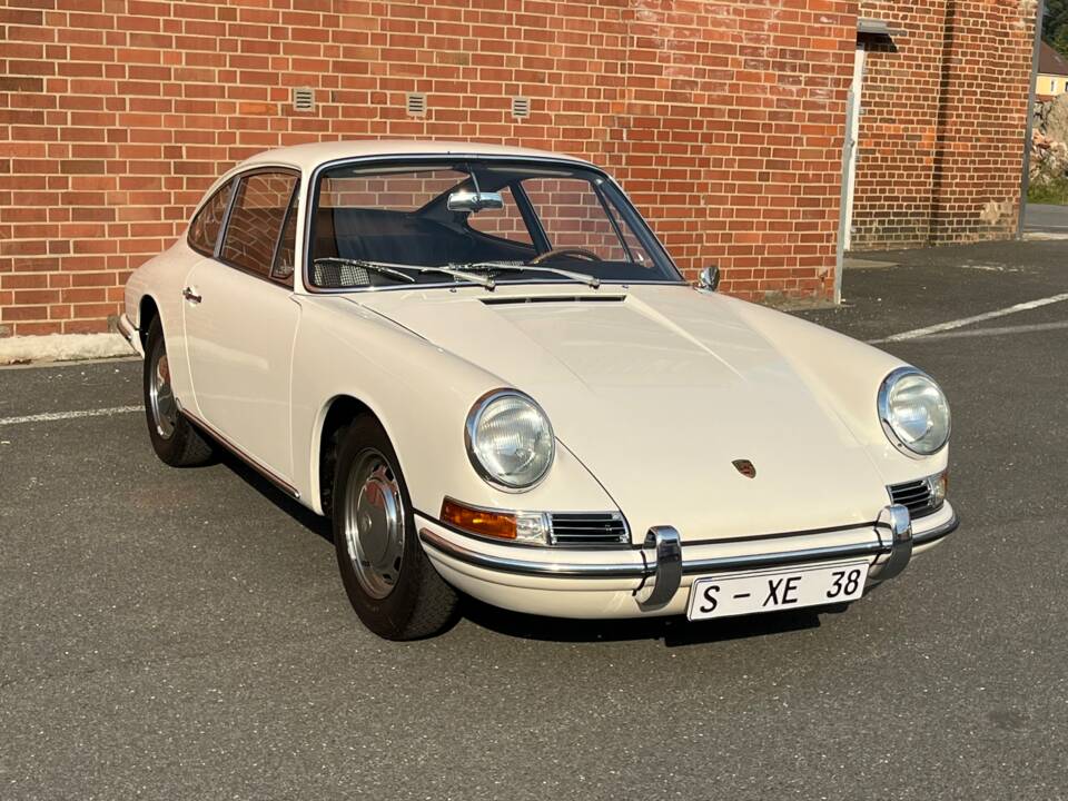 Image 2/23 of Porsche 911 2.0 (1964)