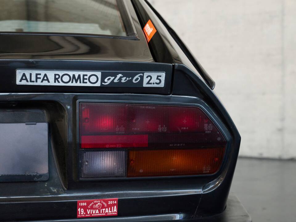 Bild 18/48 von Alfa Romeo GTV 6 2.5 (1981)