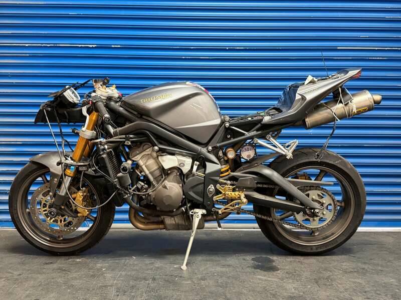 Afbeelding 2/45 van Triumph Daytona 675 (2006)