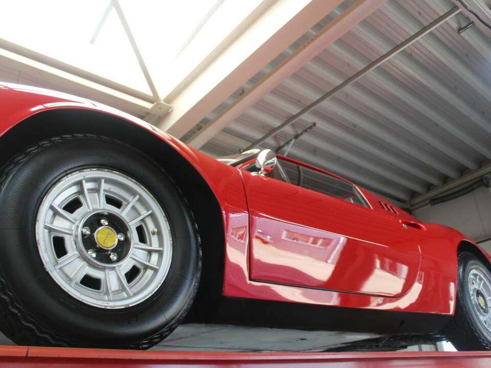Image 10/50 of Ferrari Dino 246 GTS (1974)