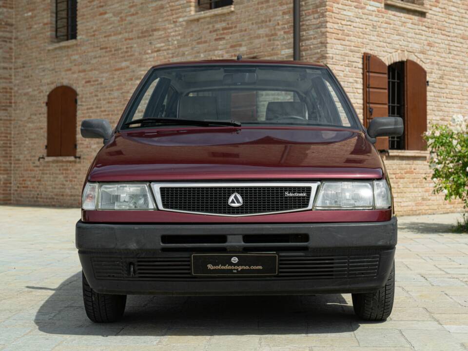 Immagine 3/46 di Autobianchi Y10 (1993)