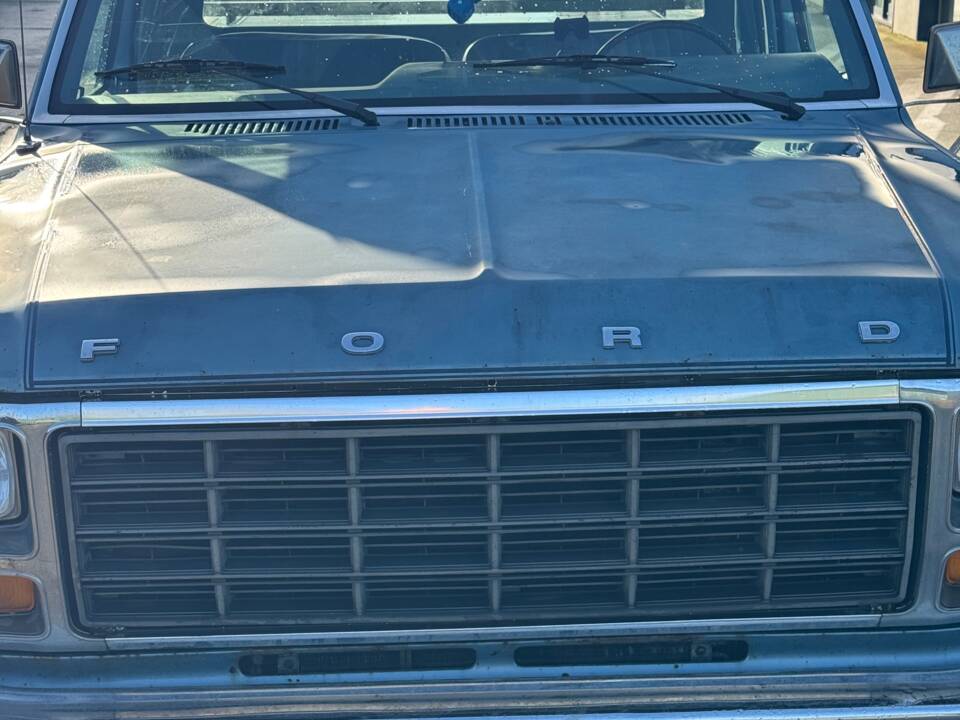 Imagen 26/35 de Ford F-250 (1981)
