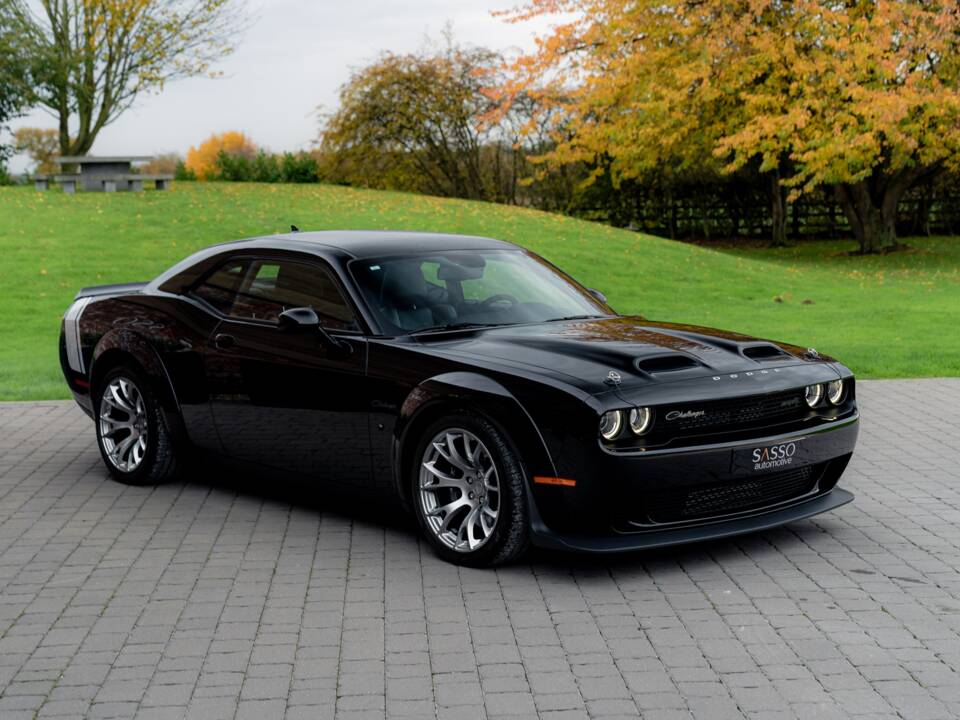 Image 18/86 of Dodge Challenger SRT "Black Ghost" (2023)
