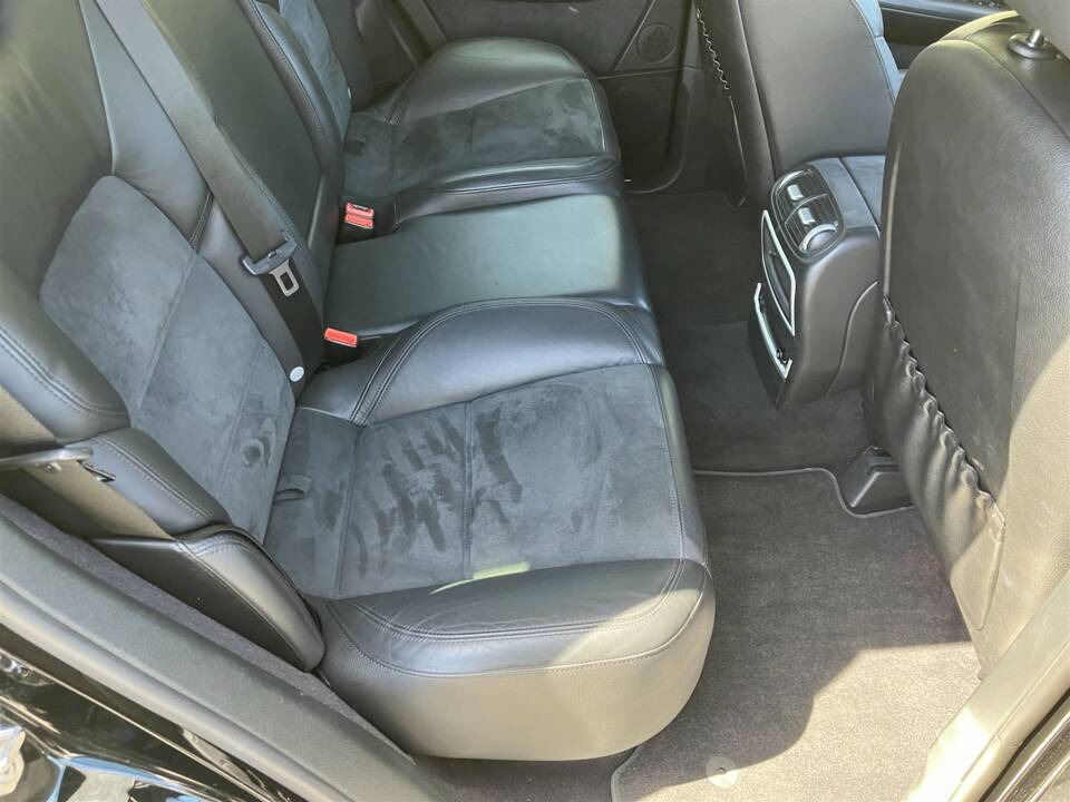 Immagine 22/40 di Porsche Cayenne GTS (2008)