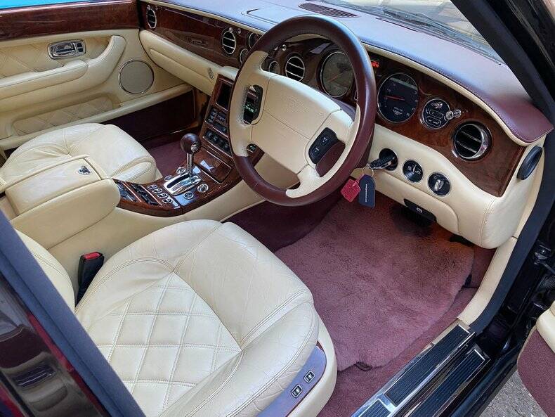 Afbeelding 9/50 van Bentley Arnage T (2002)