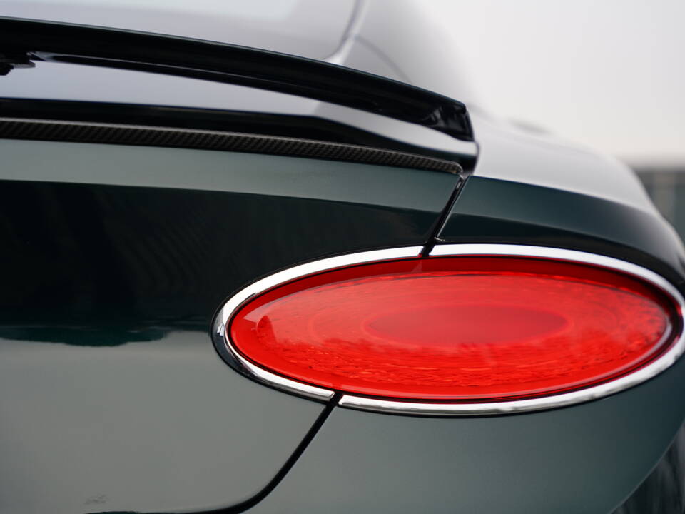 Immagine 50/50 di Bentley Continental GT (2019)