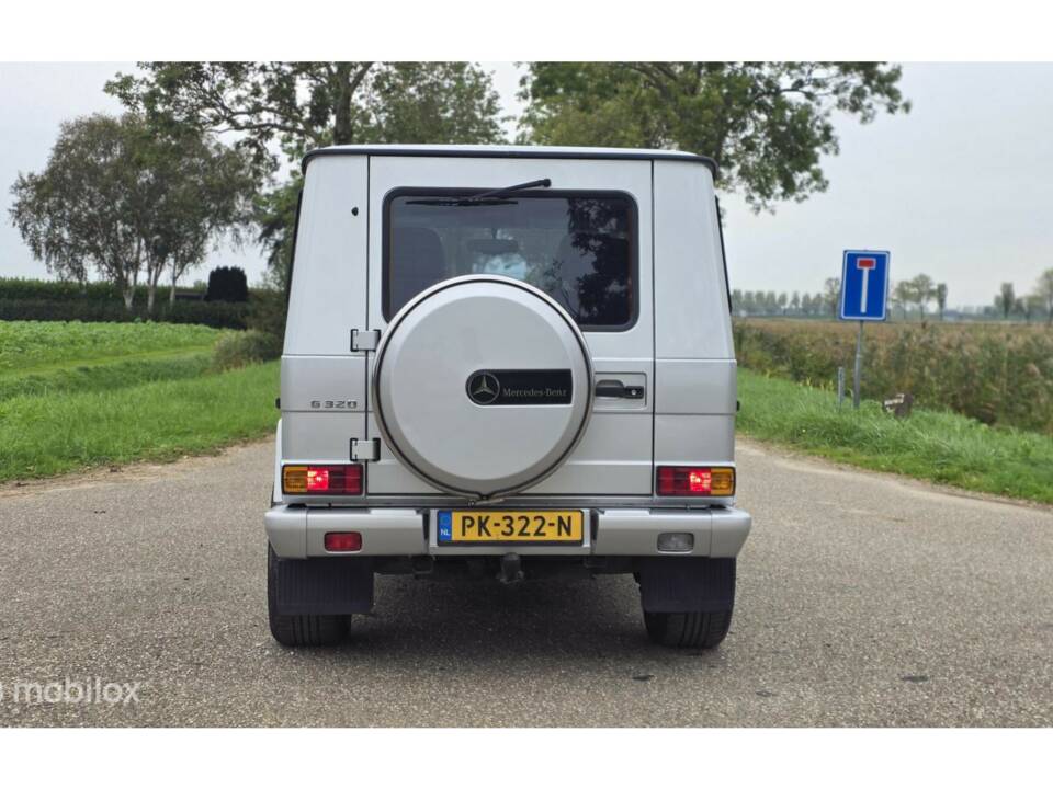 Afbeelding 9/50 van Mercedes-Benz G 320 (SWB) (1997)
