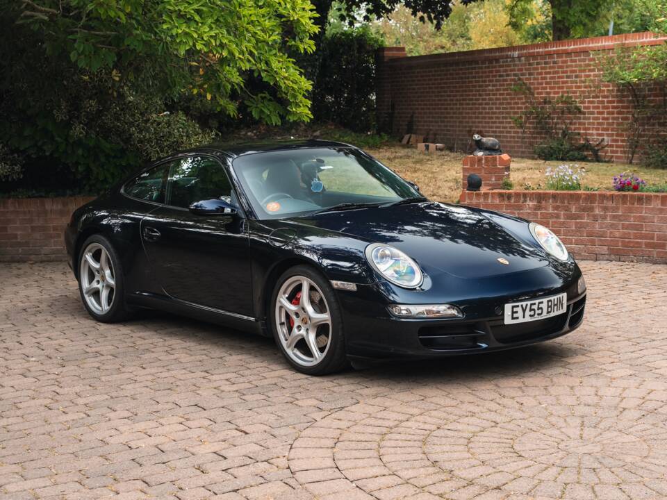 Bild 40/50 von Porsche 911 Carrera S (2005)