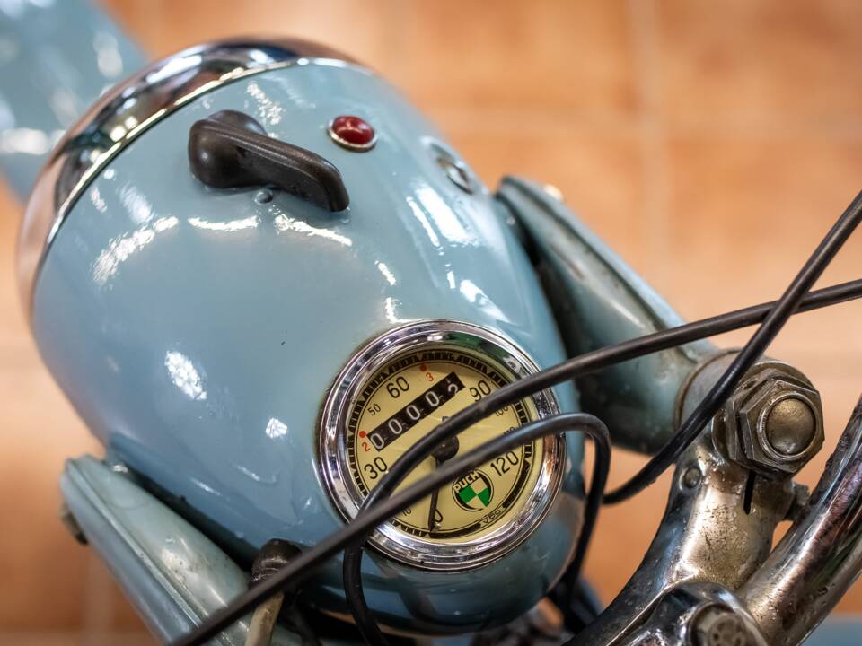 Bild 6/10 von Puch 150 TL (1900)