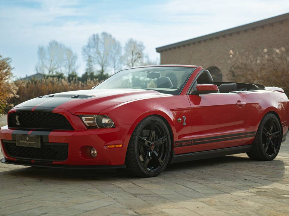 Image 10/50 of Ford Mustang Shelby GT 500 (2011)