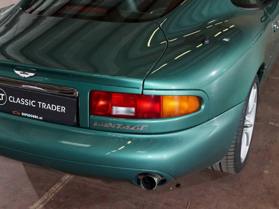 Bild 20/34 von Aston Martin DB 7 Vantage (2000)